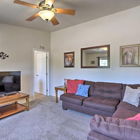 Rustic Retreat Moab Townhome With Grill And Fire Pit Luaran gambar