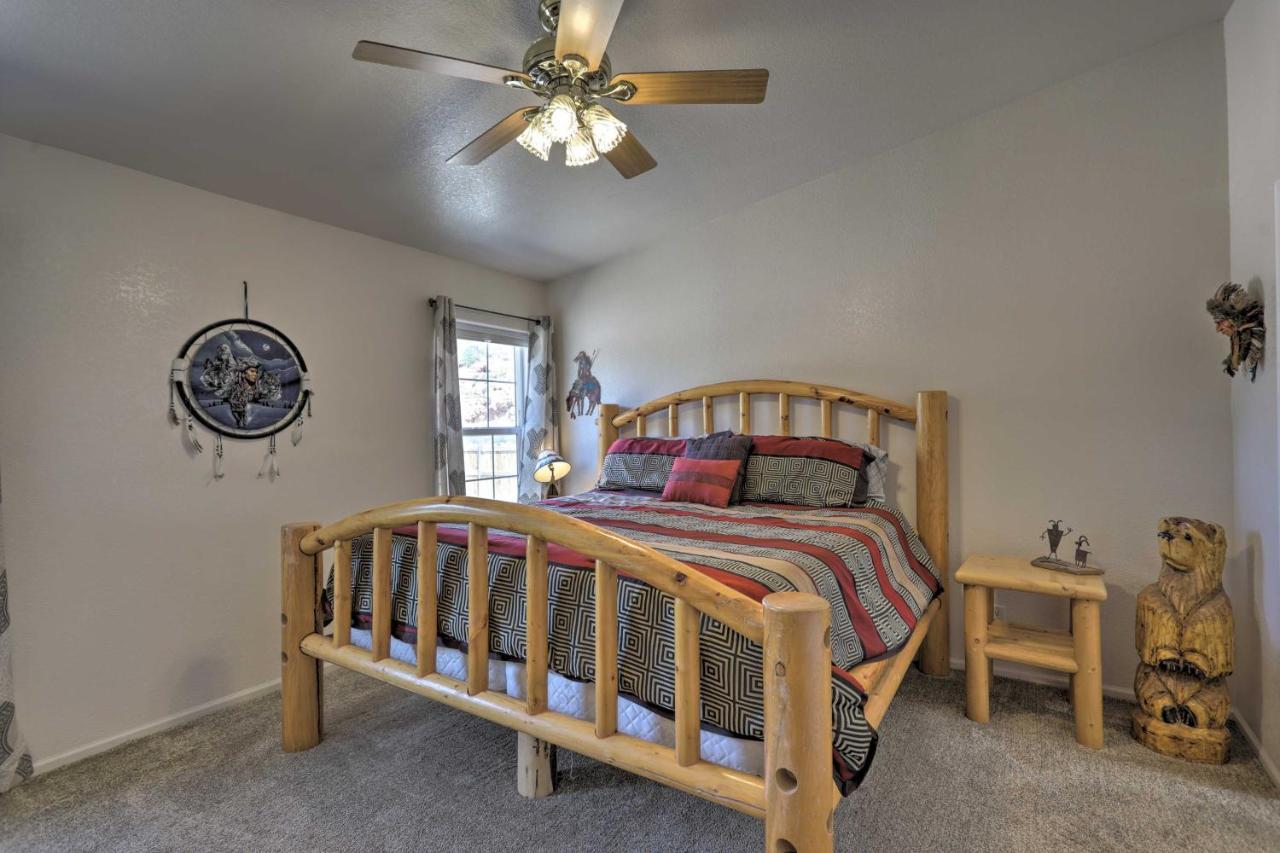 Rustic Retreat Moab Townhome With Grill And Fire Pit Luaran gambar