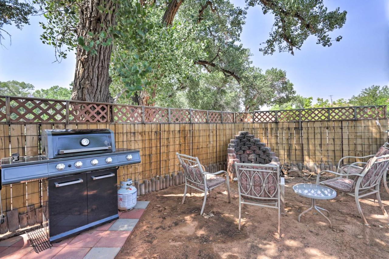 Rustic Retreat Moab Townhome With Grill And Fire Pit Luaran gambar