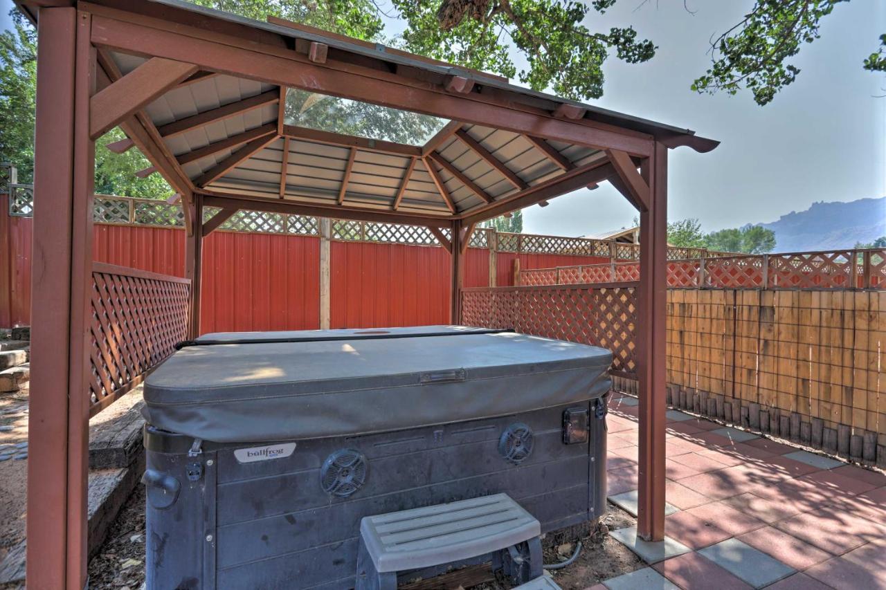 Rustic Retreat Moab Townhome With Grill And Fire Pit Luaran gambar